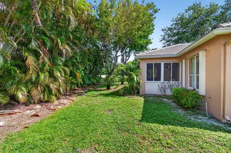 6453 Emerald Breeze Way Boynton Beach FL 33437