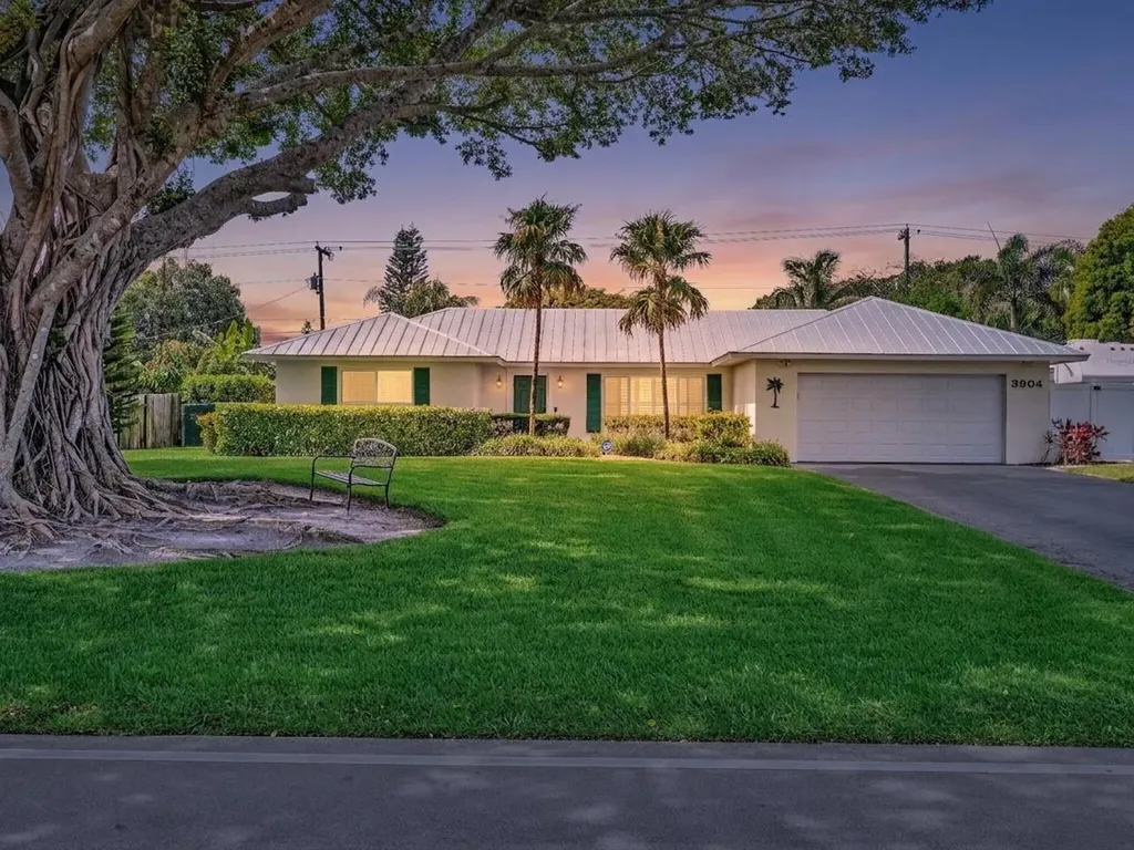 3904 Lowson Boulevard Delray Beach FL 33445