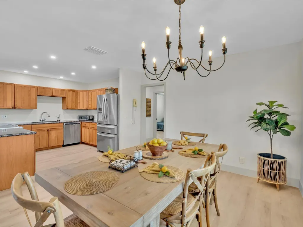 3904 Lowson Boulevard Delray Beach FL 33445