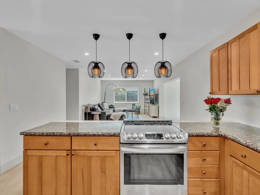 3904 Lowson Boulevard Delray Beach FL 33445