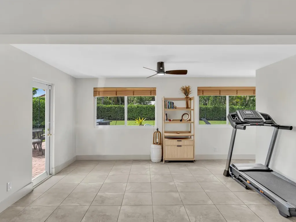 3904 Lowson Boulevard Delray Beach FL 33445