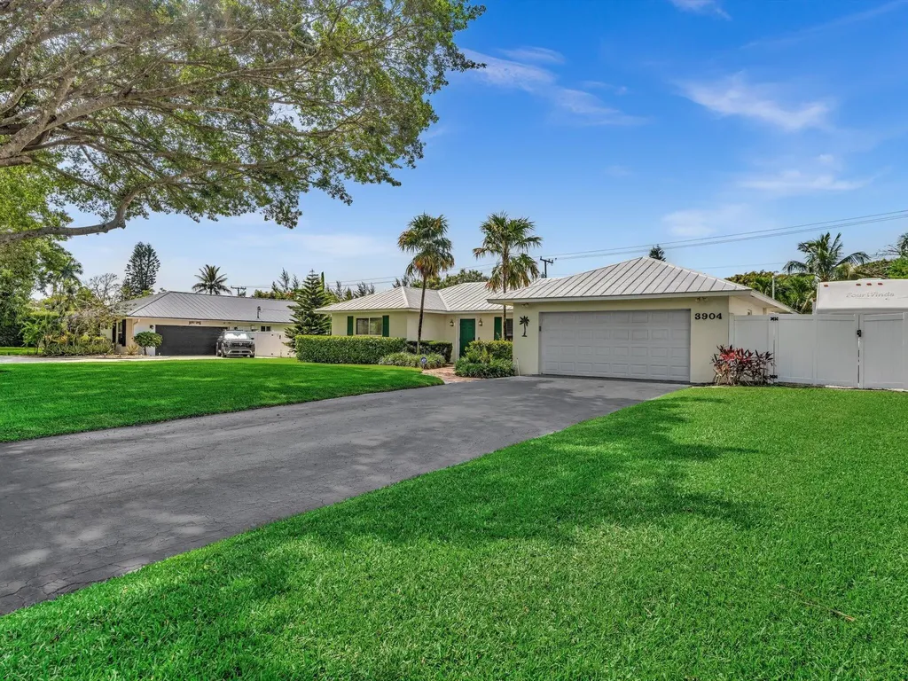 3904 Lowson Boulevard Delray Beach FL 33445
