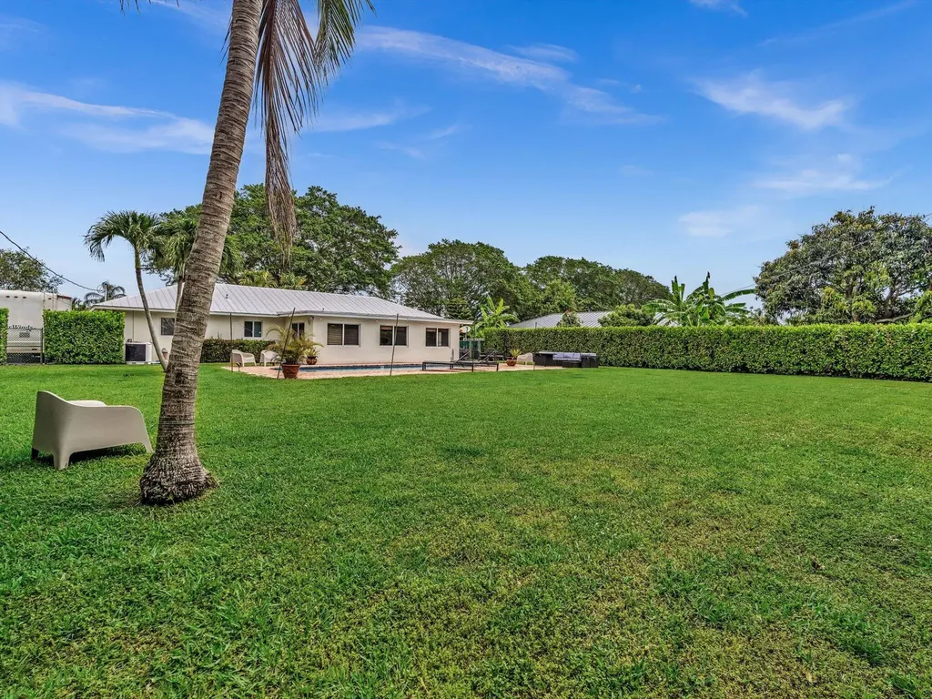3904 Lowson Boulevard Delray Beach FL 33445