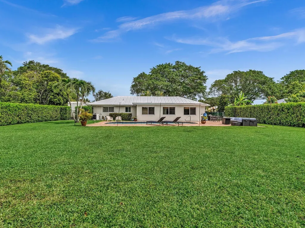 3904 Lowson Boulevard Delray Beach FL 33445