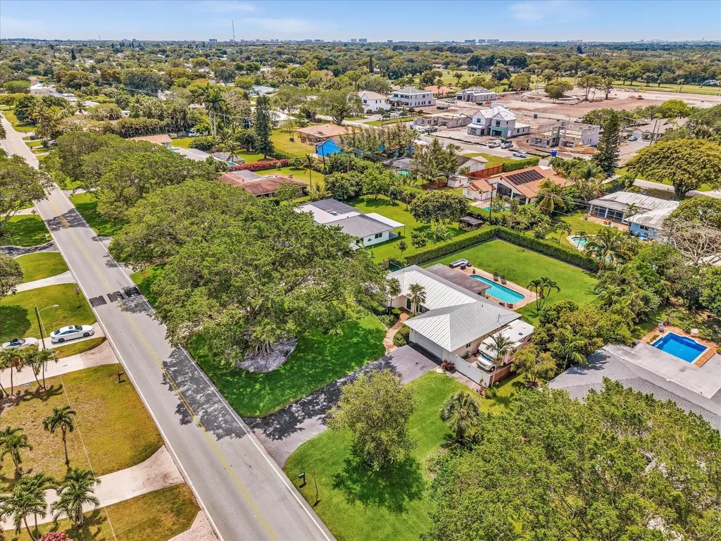 3904 Lowson Boulevard Delray Beach FL 33445