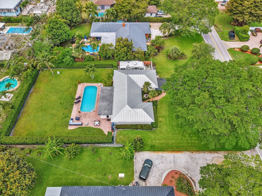 3904 Lowson Boulevard Delray Beach FL 33445