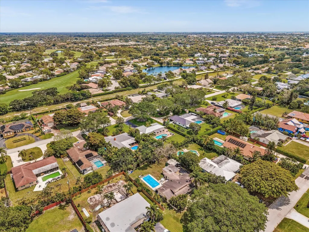 3904 Lowson Boulevard Delray Beach FL 33445