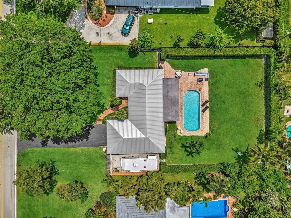 3904 Lowson Boulevard Delray Beach FL 33445