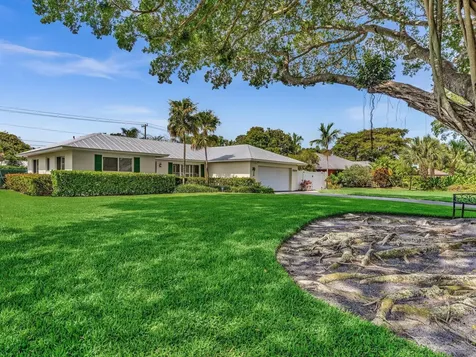 3904 Lowson Boulevard Delray Beach FL 33445