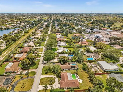 3904 Lowson Boulevard Delray Beach FL 33445