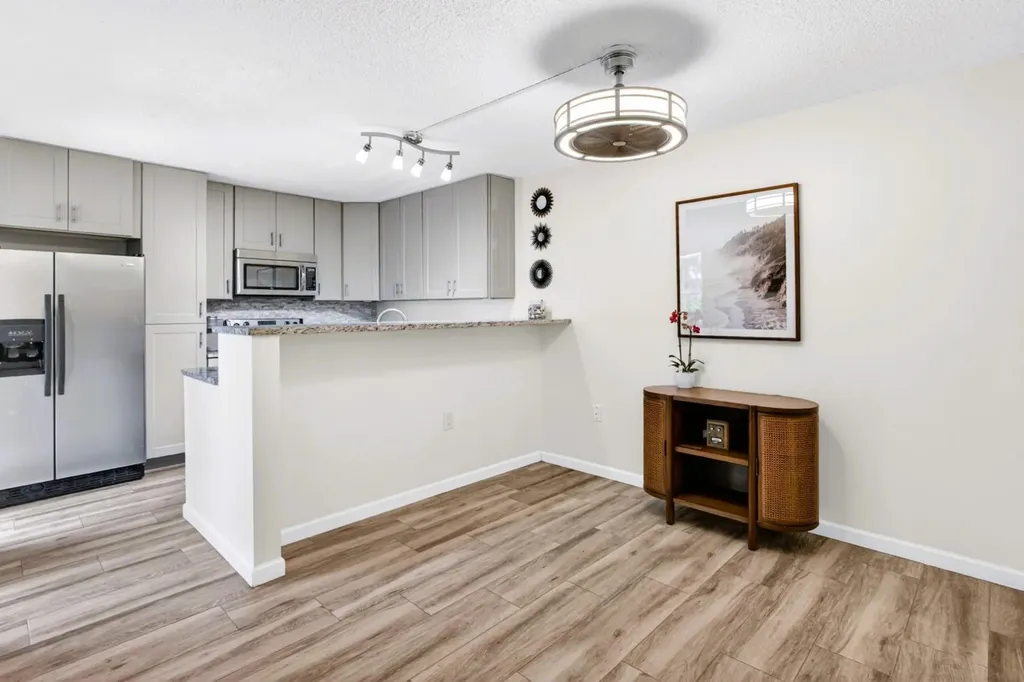 801 8th Way West Palm Beach FL 33407