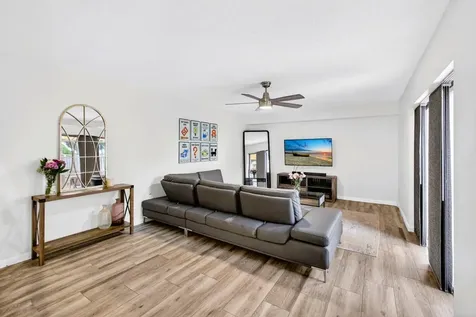 801 8th Way West Palm Beach FL 33407