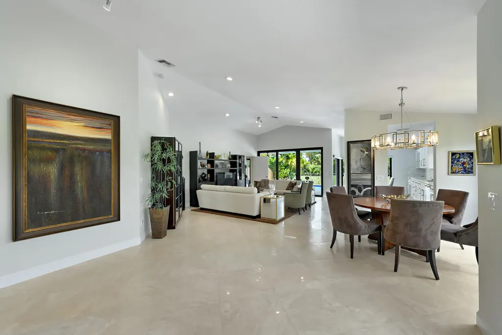 11204 Cloverleaf Circle Boca Raton FL 33428