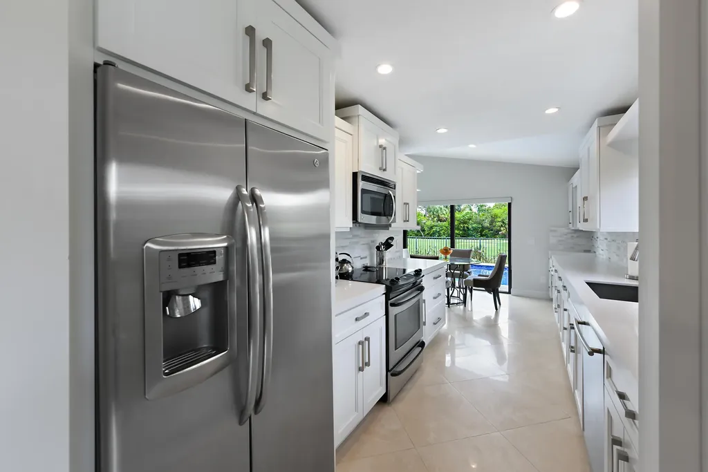 11204 Cloverleaf Circle Boca Raton FL 33428