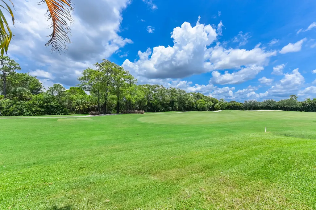 11204 Cloverleaf Circle Boca Raton FL 33428