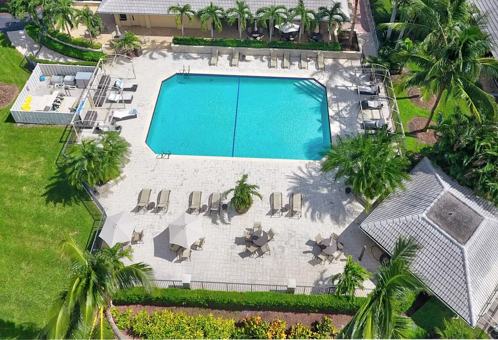 11204 Cloverleaf Circle Boca Raton FL 33428