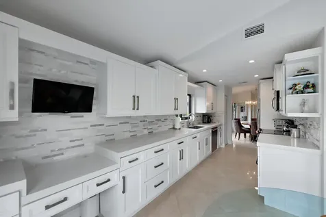 11204 Cloverleaf Circle Boca Raton FL 33428