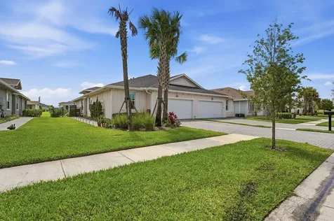 1372 Haywagon Trail Loxahatchee FL 33470