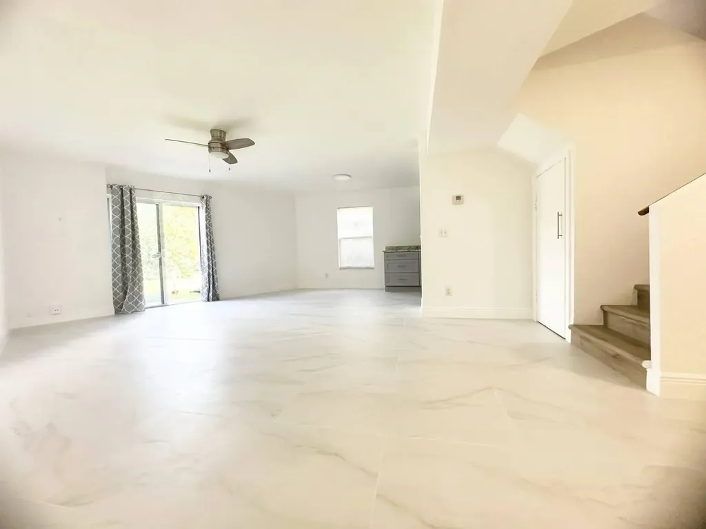 1033 Goldenrod Road Wellington FL 33414