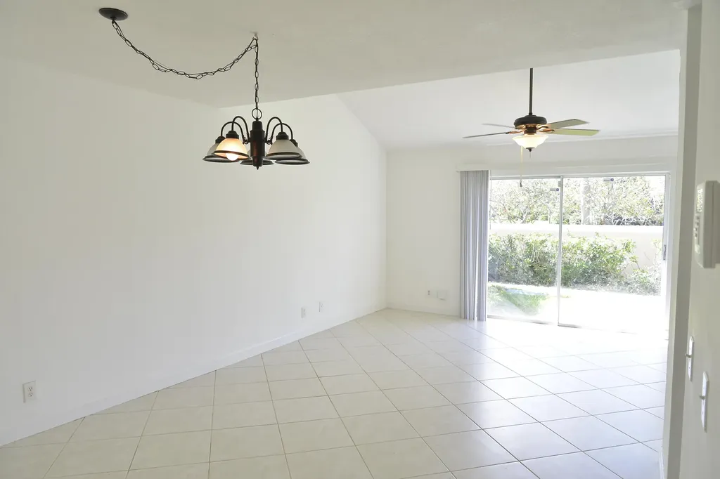 3344 Deer Creek Alba Circle Deerfield Beach FL 33442