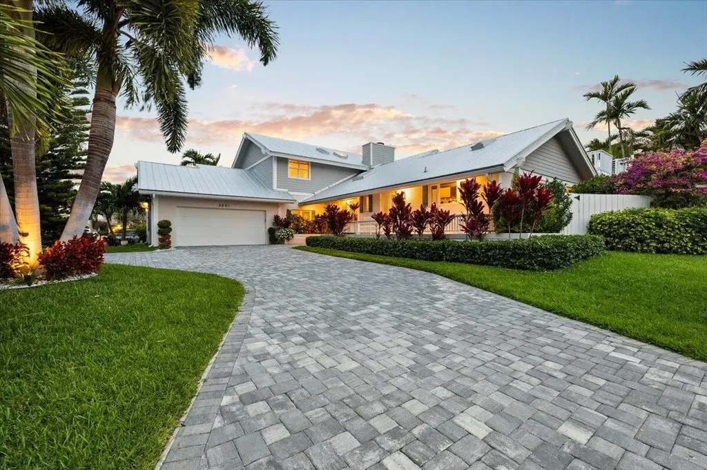 3001 Jasmine Court Delray Beach FL 33483