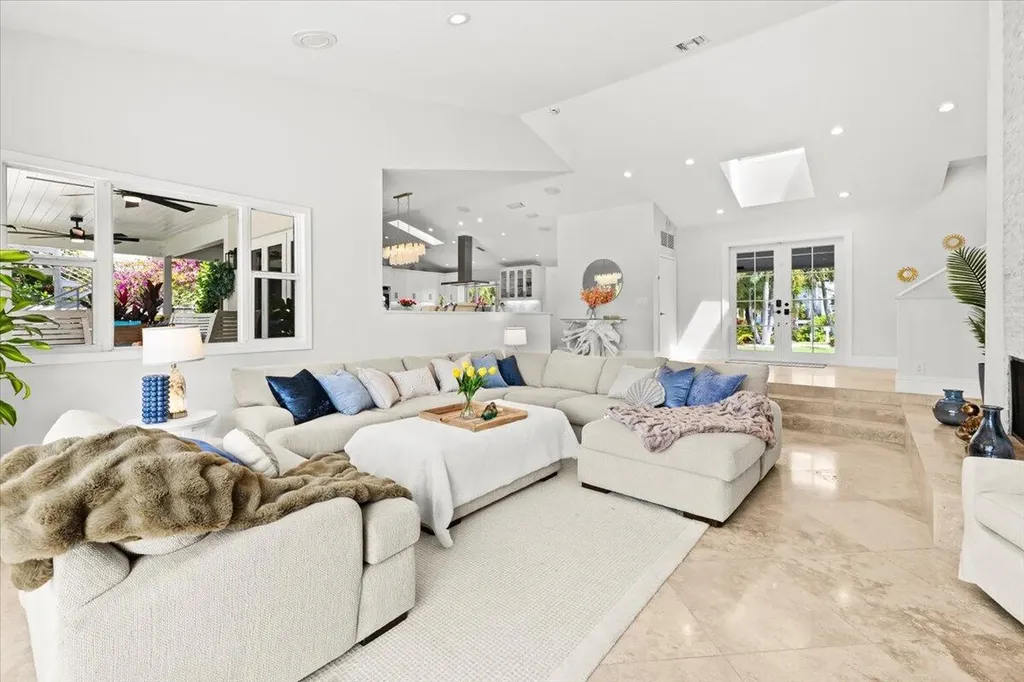 3001 Jasmine Court Delray Beach FL 33483