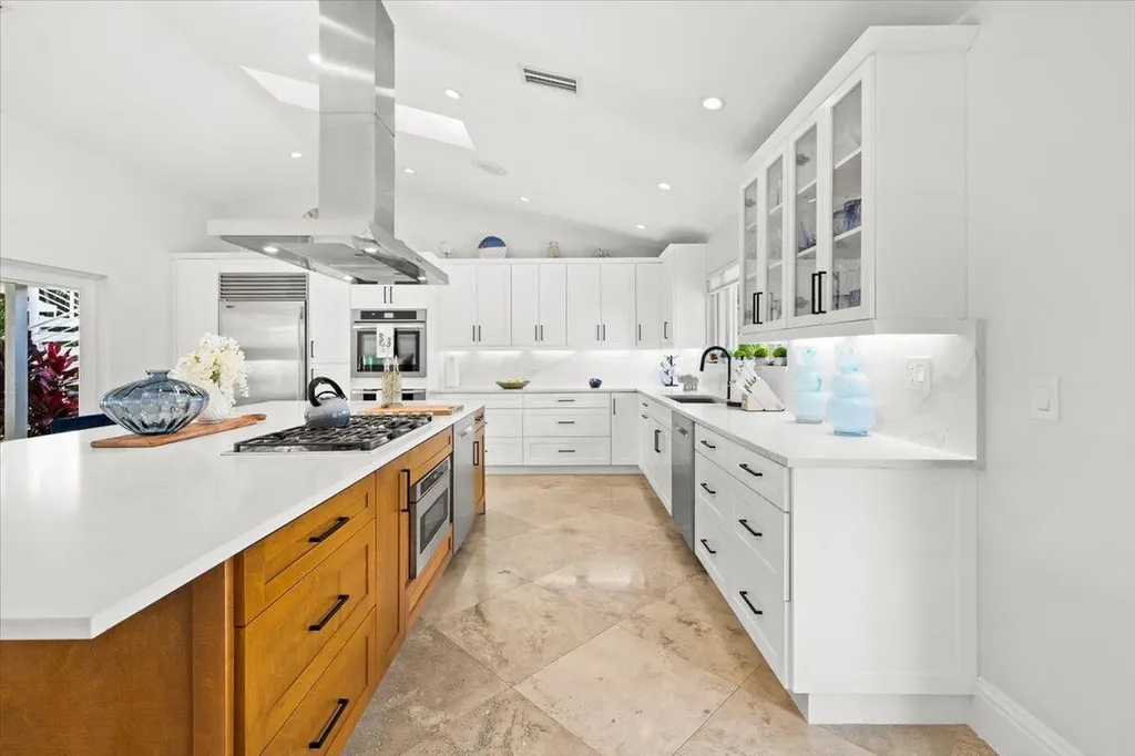 3001 Jasmine Court Delray Beach FL 33483