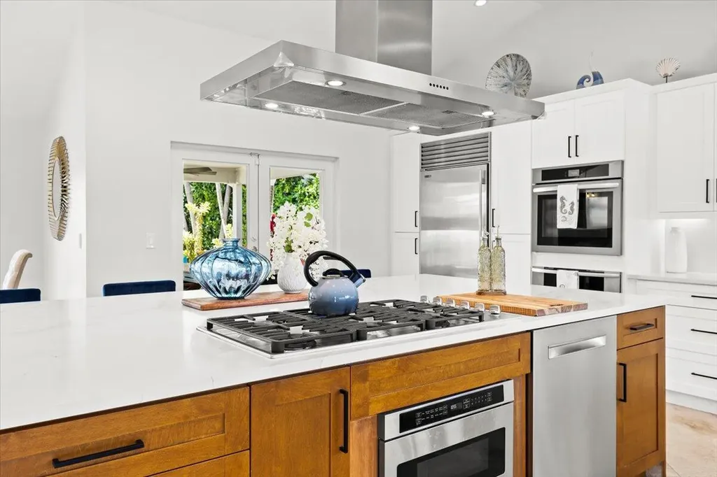 3001 Jasmine Court Delray Beach FL 33483