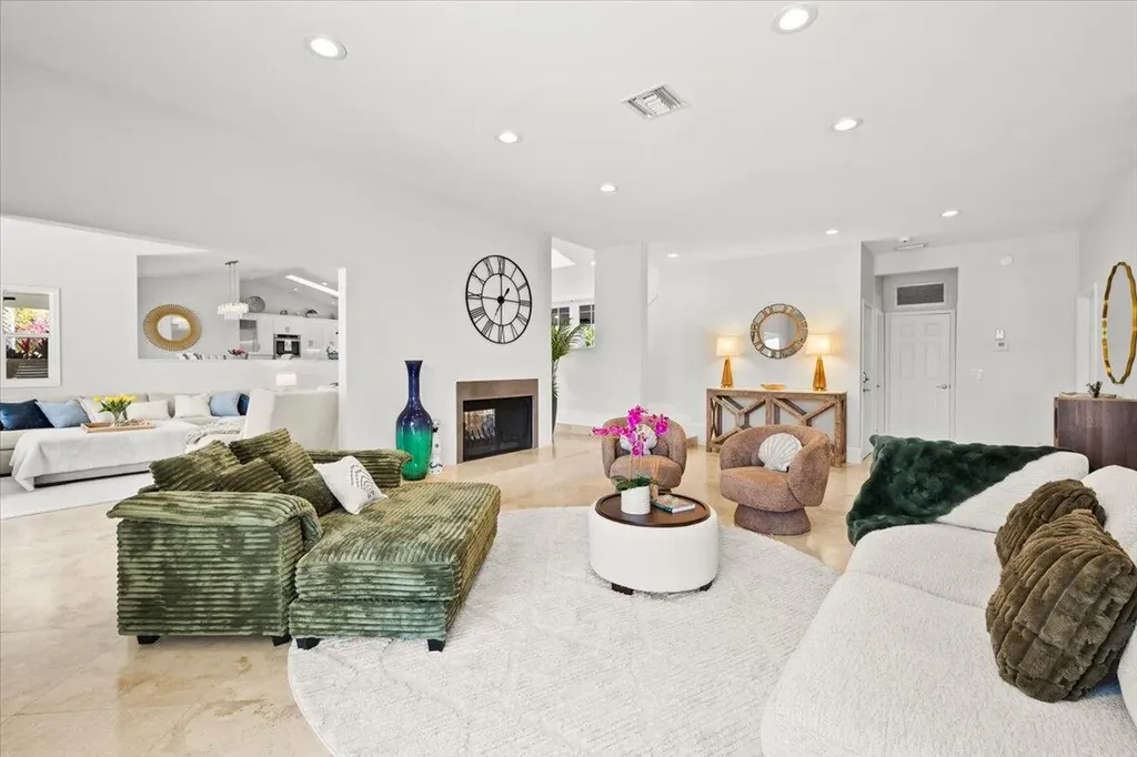 3001 Jasmine Court Delray Beach FL 33483