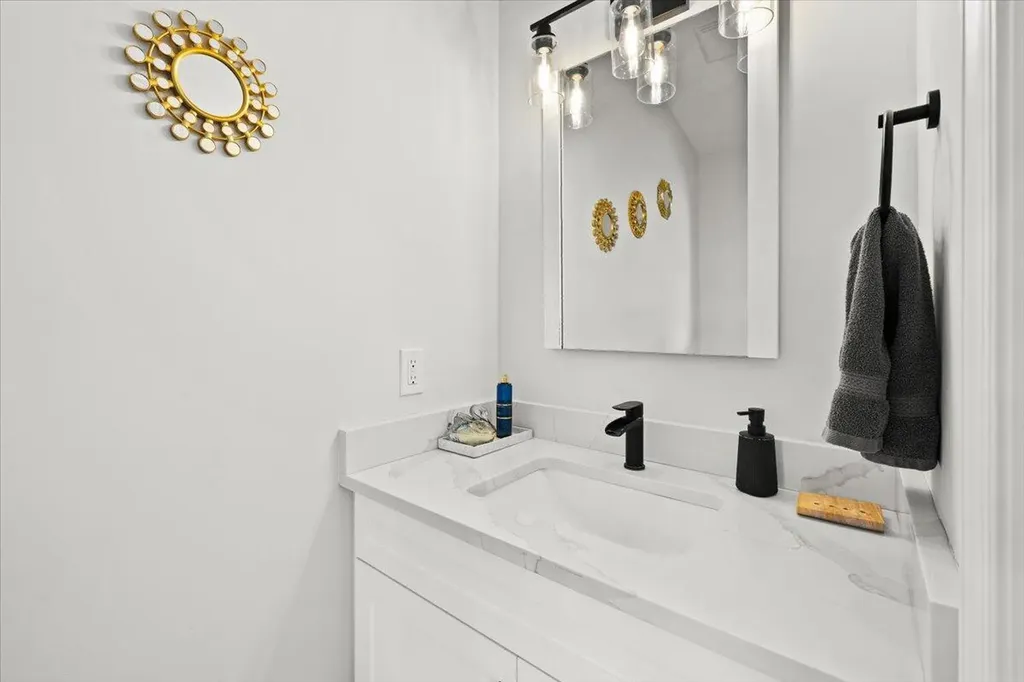 3001 Jasmine Court Delray Beach FL 33483