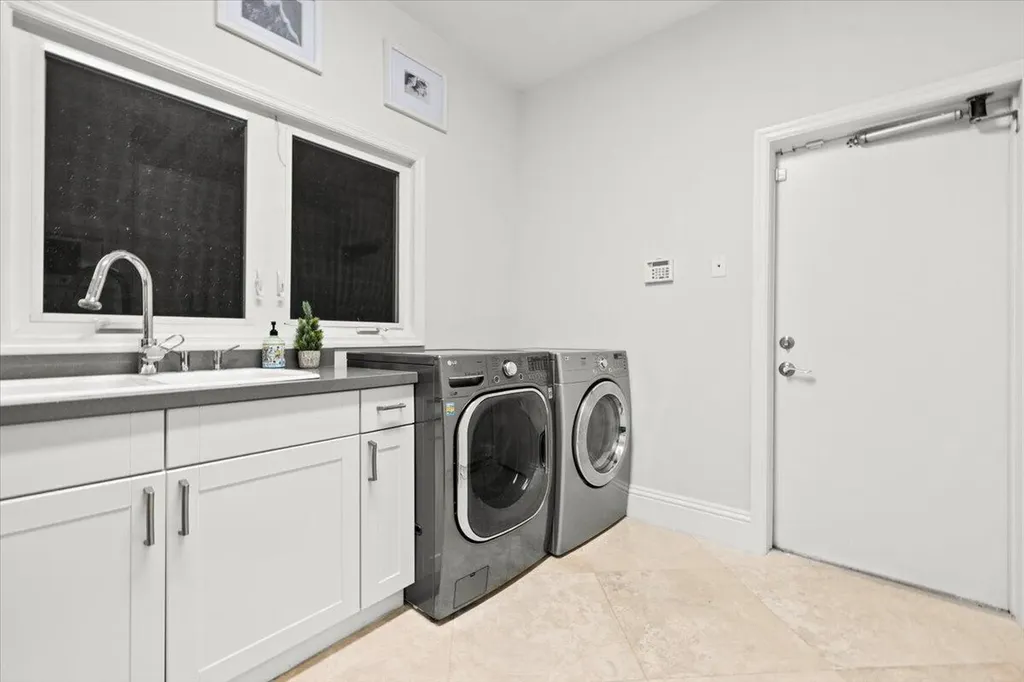 3001 Jasmine Court Delray Beach FL 33483