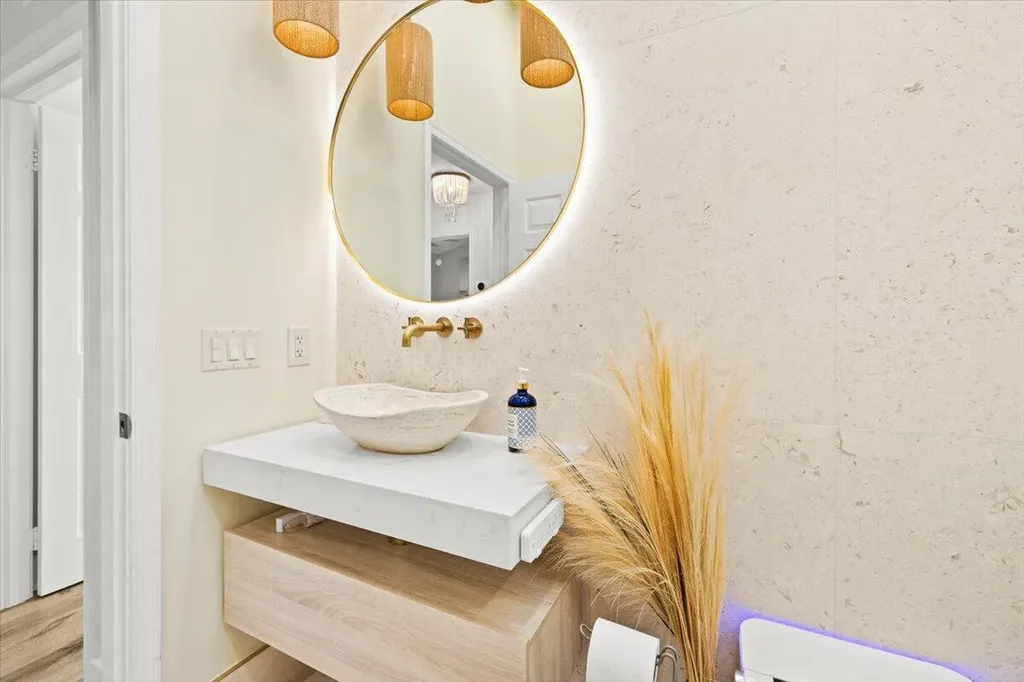 3001 Jasmine Court Delray Beach FL 33483