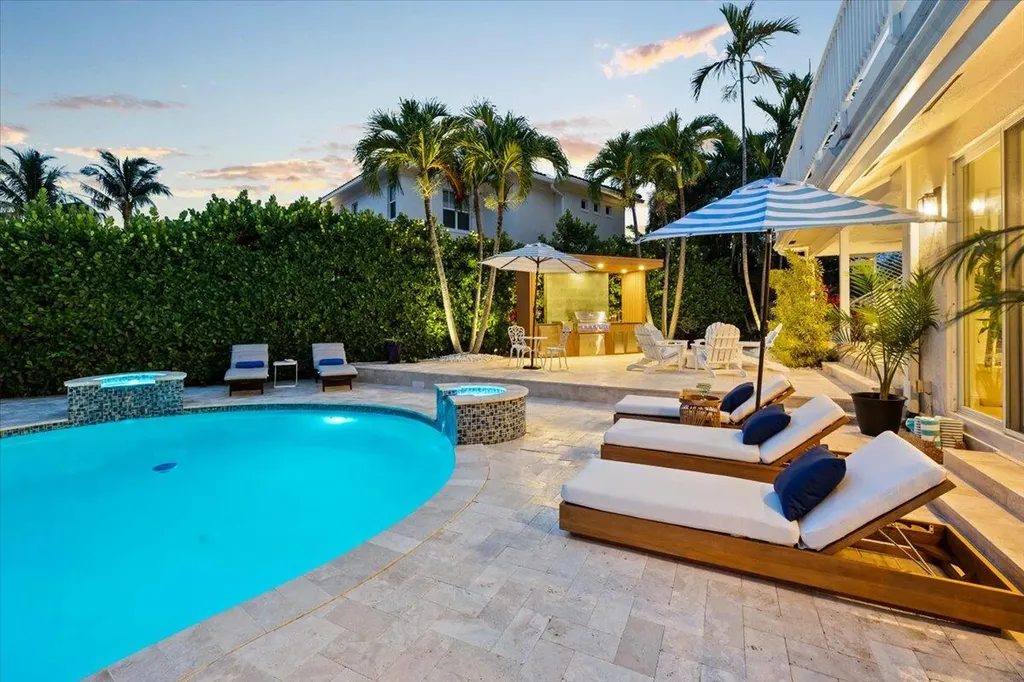 3001 Jasmine Court Delray Beach FL 33483
