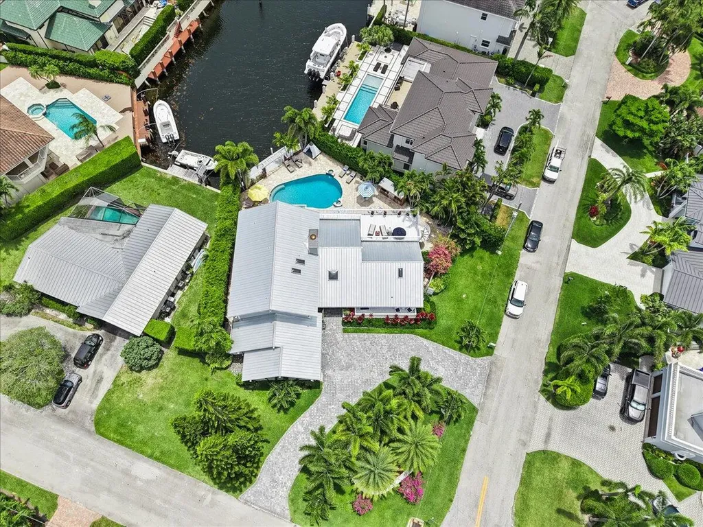 3001 Jasmine Court Delray Beach FL 33483