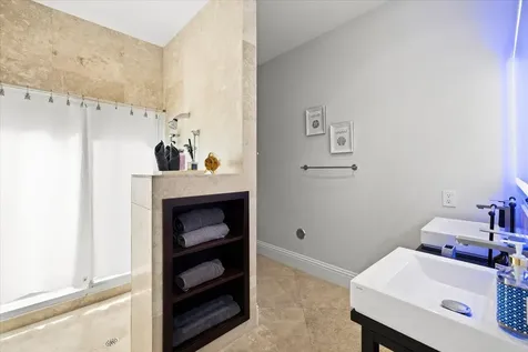 3001 Jasmine Court Delray Beach FL 33483