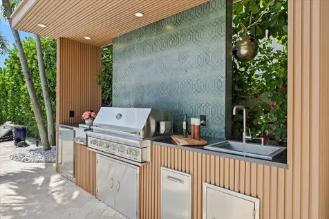 3001 Jasmine Court Delray Beach FL 33483