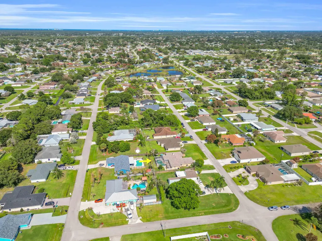 481 NW Riverside Drive Port St Lucie FL 34983