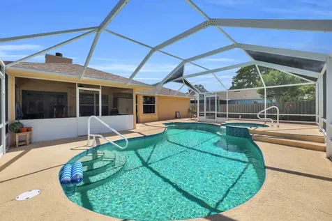 481 NW Riverside Drive Port St Lucie FL 34983