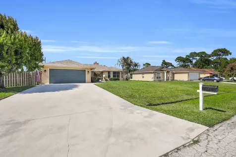 481 NW Riverside Drive Port St Lucie FL 34983
