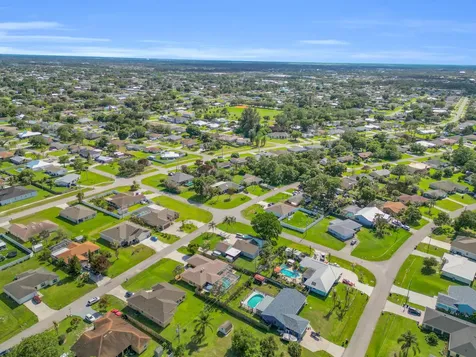 481 NW Riverside Drive Port St Lucie FL 34983