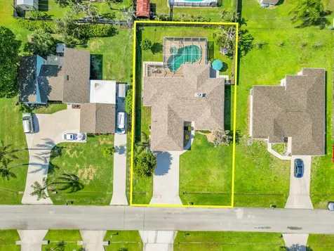 481 NW Riverside Drive Port St Lucie FL 34983