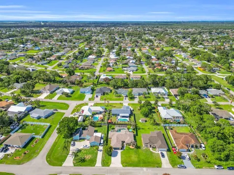 481 NW Riverside Drive Port St Lucie FL 34983