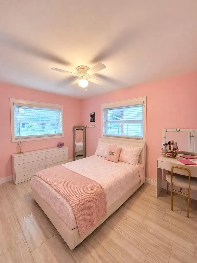 1707 E Ironwood Court Court E Oldsmar FL 34677