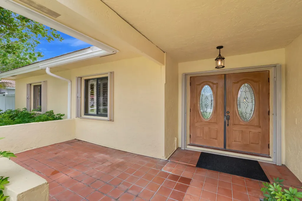 21111 Escondido Way Boca Raton FL 33433