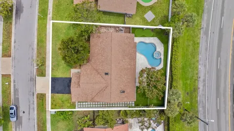 21111 Escondido Way Boca Raton FL 33433