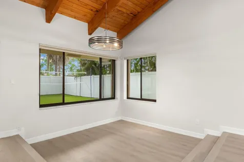 21111 Escondido Way Boca Raton FL 33433