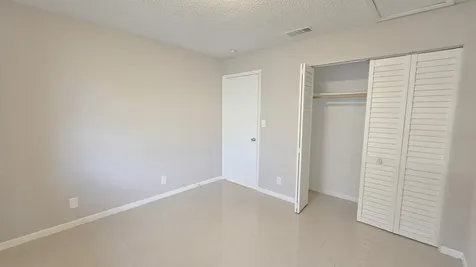 416 Lakeside Drive Margate FL 33063