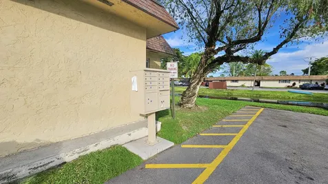 416 Lakeside Drive Margate FL 33063
