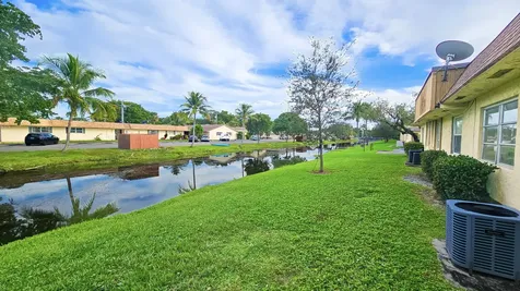 416 Lakeside Drive Margate FL 33063