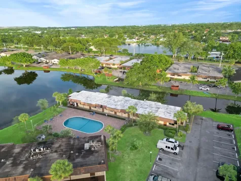 416 Lakeside Drive Margate FL 33063